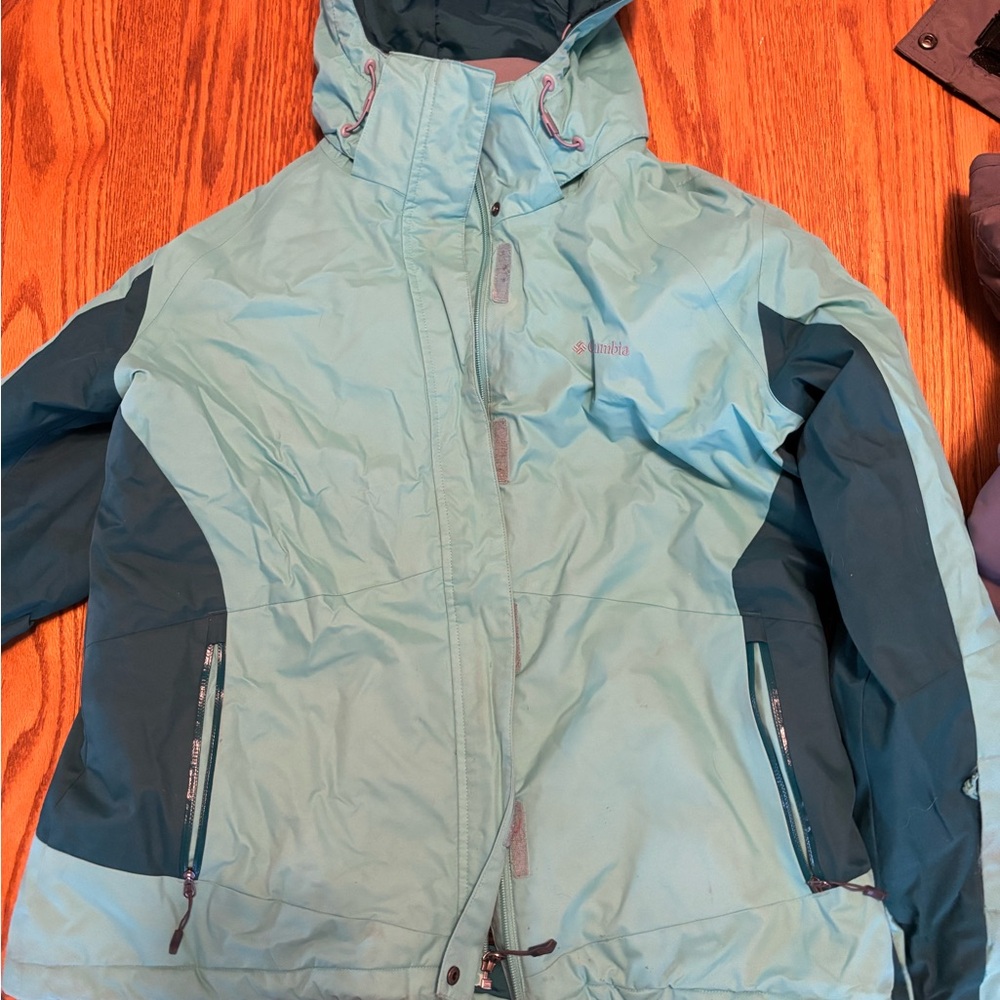 Women's two tone green Columbia Jacket